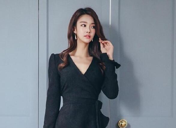 养女系列黑道教父的养女,撒旦爹地别吻我解析