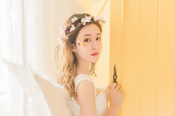 网红鼻祖郭美美,郭美玲出狱后生活低调