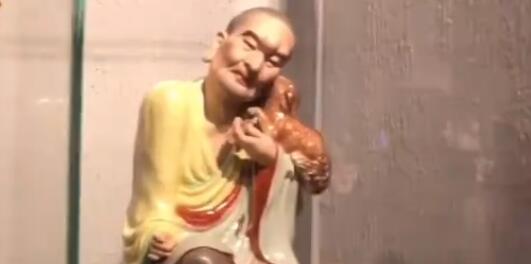 博物馆网红无语菩萨火出圈